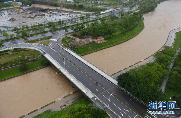 深圳遭遇2008年以來最大暴雨襲擊2