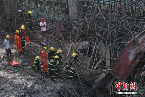 廈門在建商場坍塌3