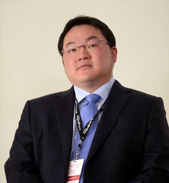 劉特佐（Jho Low），晉瑋金融有限公司CEO，晉瑋慈善基金會有限公司聯(lián)合董事，于2014年5月29日在加州大學(xué)舊金山分校（UCSF）上臺演講。圖片：Michael Loccisano/Getty Images for New York Times