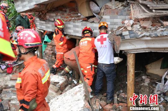 浙江遂昌山體滑坡遇難人數上升至15人 仍有12人失聯 何蔣勇 攝