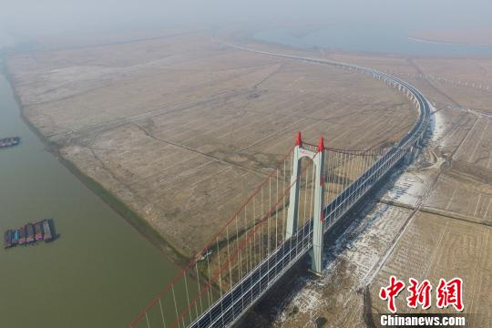 杭瑞洞庭大橋。　楊華峰 攝