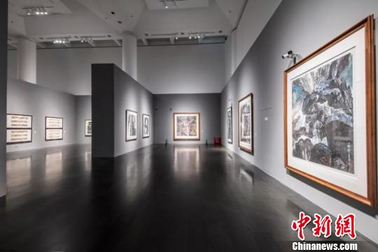 “我本自由——劉紹薈從藝六十周年藝術(shù)展”20日在北京開幕。　主辦方供圖 攝