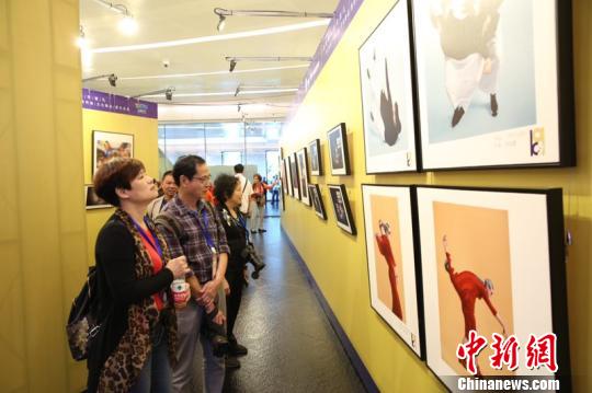 2018“伯奇杯”中國創意攝影展廣州塔首展