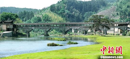 一個(gè)造橋世家的守望：希望有更多機(jī)會(huì)建木拱廊橋